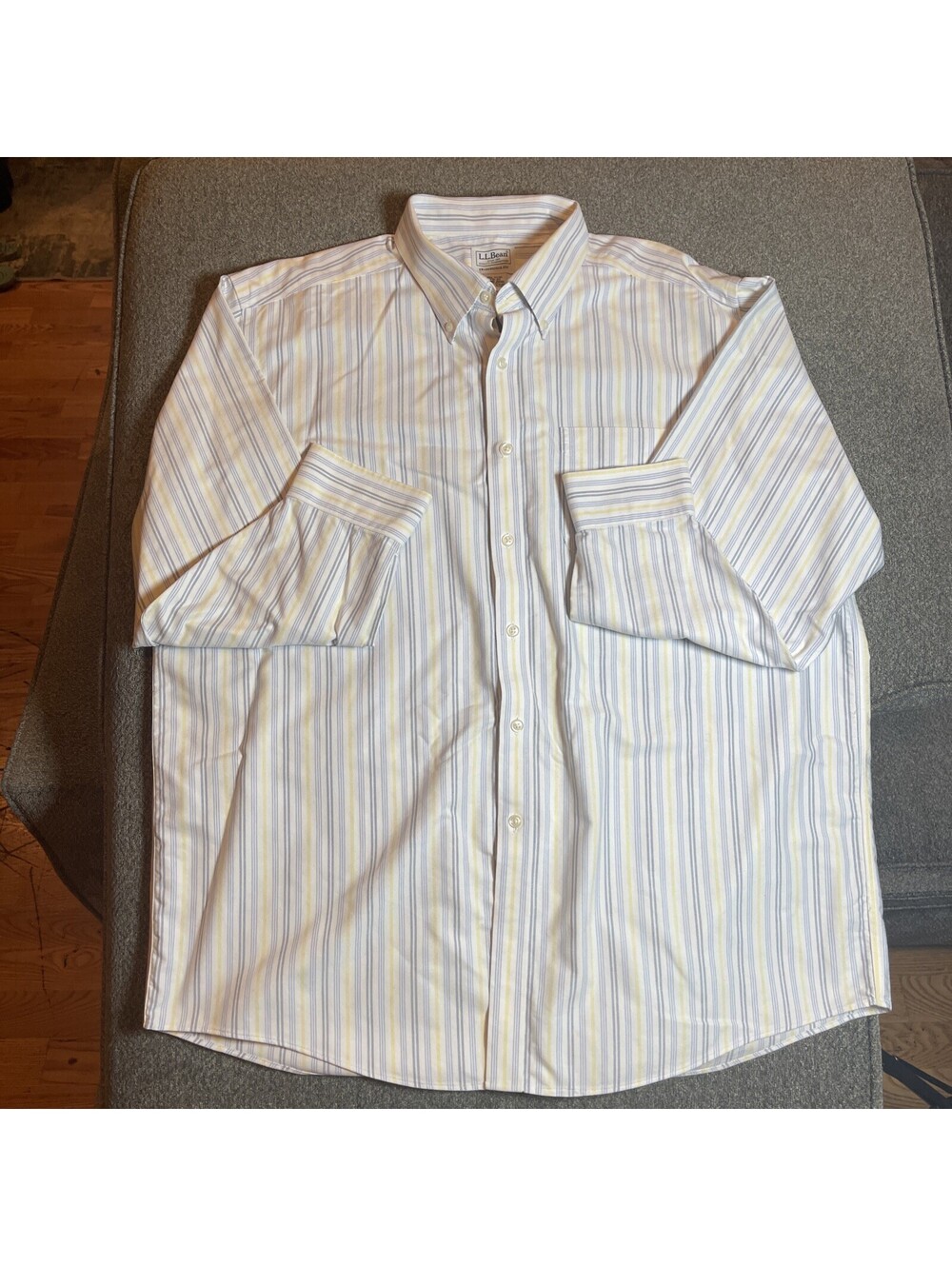 LL Bean Men Long Sleeve Button Up Shirt Striped Yellow Blue 17.5 33 Traditional